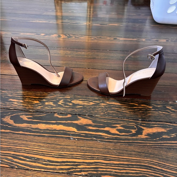 Kelly & Katie Brown Wedge Sandals - Picture 3 of 6